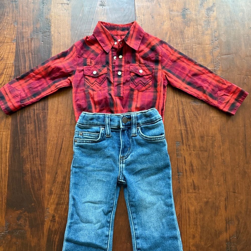 Baby 9-12m WRANGLER EUC Plaid Button-Up onsie and Blue Jeans Set